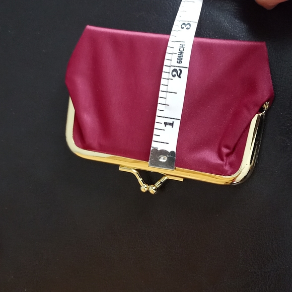 Vintage Floral Trifold Wallet with Coin purse and Key Chain - Picture 6 of 16